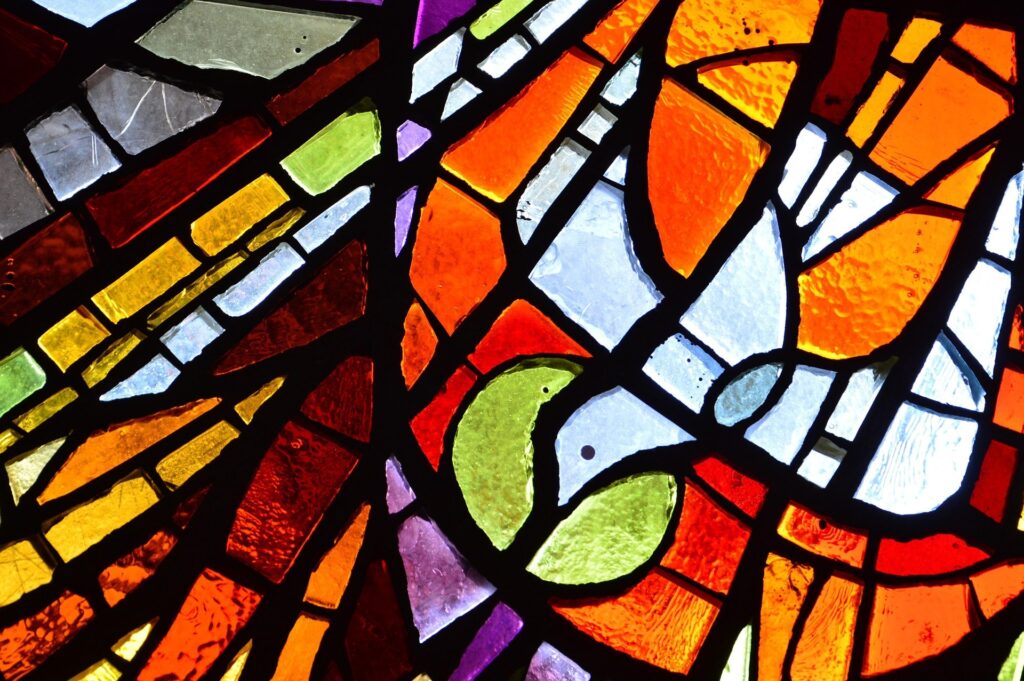 Dalla simbologia bizantina all’arte astratta contemporanea: come gli artisti hanno rappresentato la Pentecoste e lo Spirito Santo nell’arte sacra